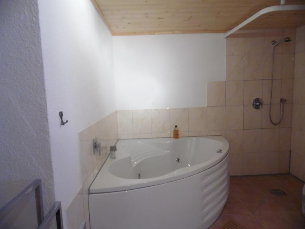 Appartment Chalet Sonnenheim Kandersteg Luaran gambar
